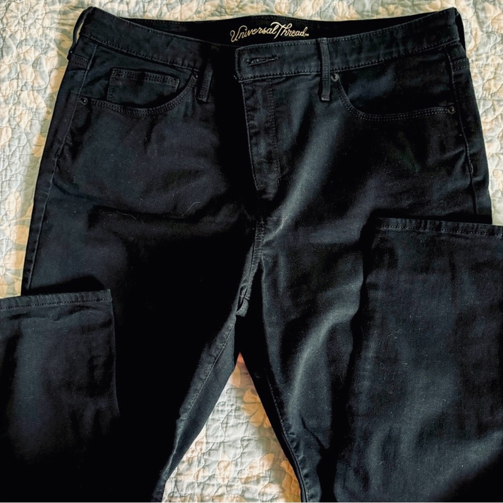 Universal Thread Women's Black Jeans